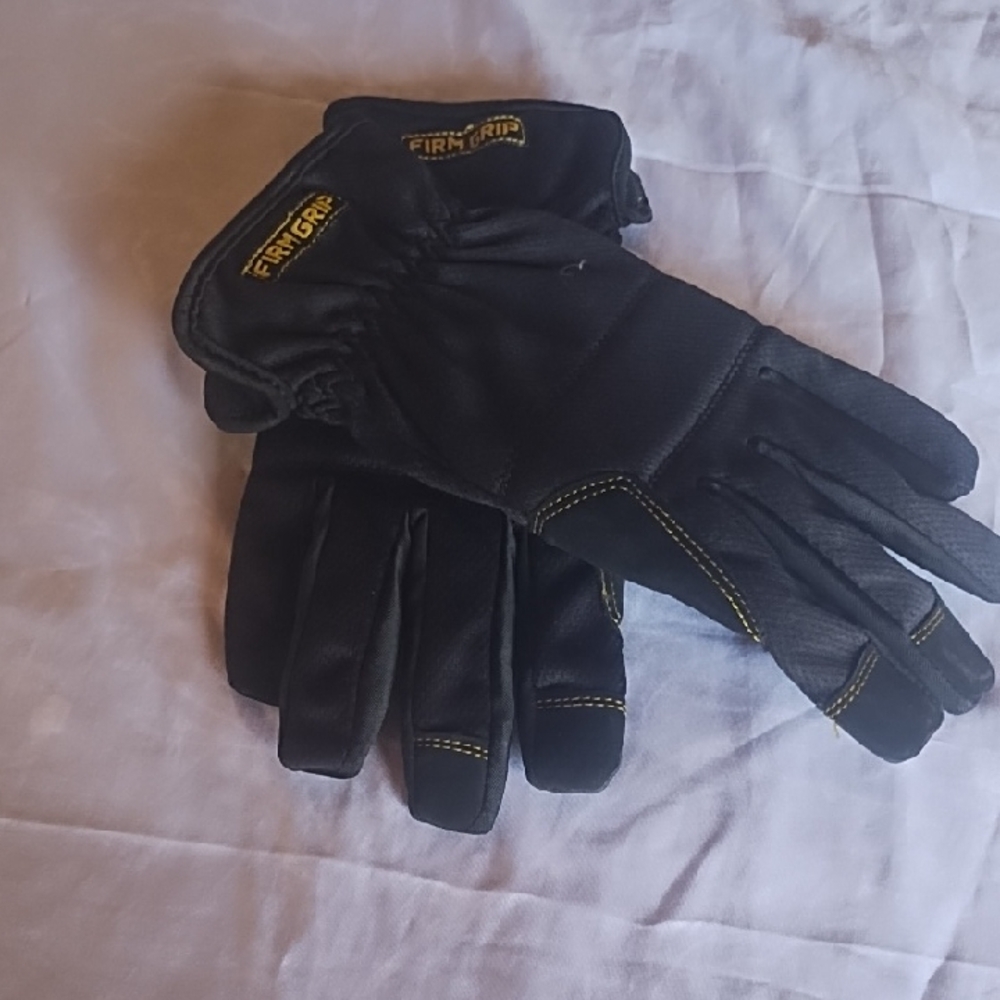 3M Thinsulate Black Grip Gloves